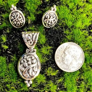 925 Silver Pendant and Stud Earrings Set *NEW